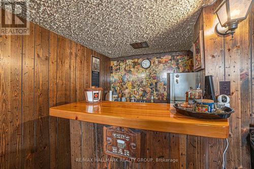 2023 Vincent Street, Ottawa, ON - Indoor Photo Showing Other Room