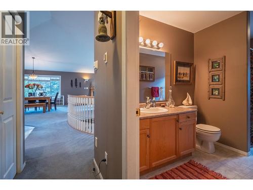 610 Strathmore Avenue, Greenwood, BC - Indoor Photo Showing Bathroom