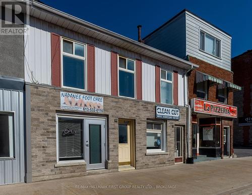 19/21 Dundas Street W, Greater Napanee (Greater Napanee), ON 