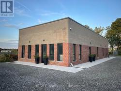 8455 STANLEY AVENUE  Niagara Falls (Marineland), ON L2G 0C9