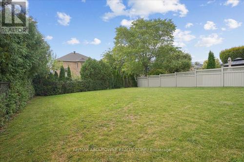 Pool size lot. Plenty of room for expansion . - 2348 Tesla Crescent, Oakville, ON - Outdoor With Backyard