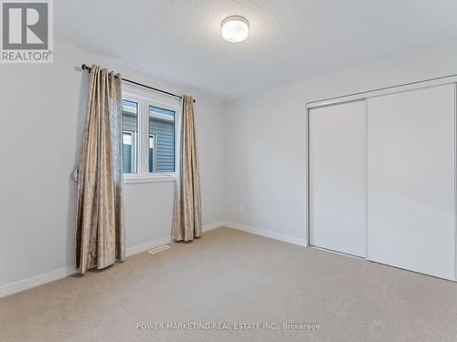 1017 Curraglass Walk, Ottawa, ON - Indoor Photo Showing Other Room