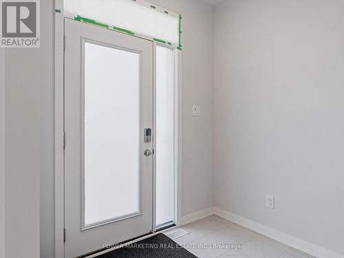 1017 Curraglass Walk, Ottawa, ON - Indoor Photo Showing Other Room