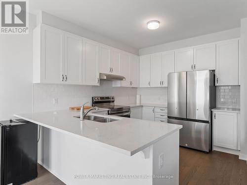 1017 Curraglass Walk, Ottawa, ON - Indoor Photo Showing Kitchen With Double Sink