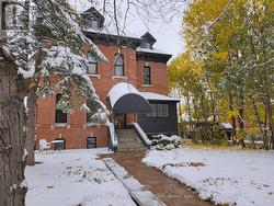 1 - 460 WILBROD STREET  Ottawa, ON K1N 6M8