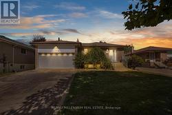 242 CORONATION DRIVE  Toronto, ON M1E 2J4