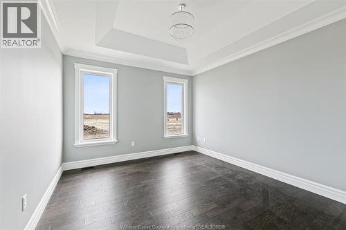 442 Caserta, Lakeshore, ON - Indoor Photo Showing Other Room