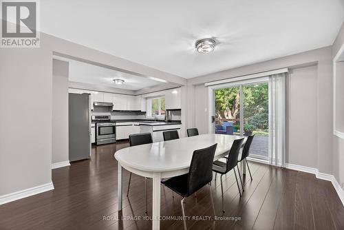 684 Exceller Circle, Newmarket, ON - Indoor Photo Showing Dining Room