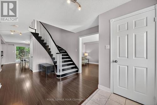 684 Exceller Circle, Newmarket, ON - Indoor Photo Showing Other Room