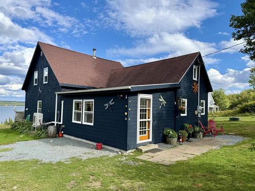 5100 Sandy Point Road, Jordan Ferry, NS 