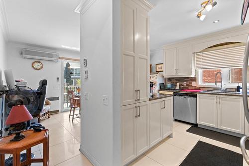 Kitchen - 1004 Rue Thierry, Montréal (Lasalle), QC - Indoor Photo Showing Kitchen