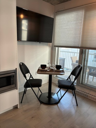 Dinette - 604-2320 Rue Tupper, Montréal (Ville-Marie), QC - Indoor Photo Showing Office