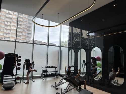Exercise Room - 604-2320 Rue Tupper, Montréal (Ville-Marie), QC - Indoor Photo Showing Gym Room