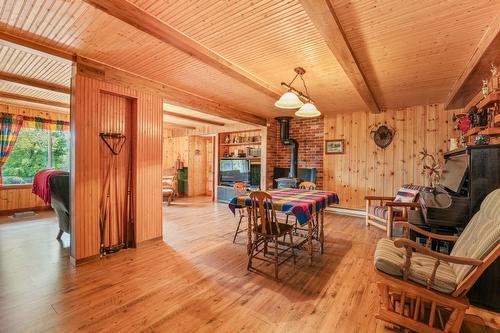 Family room - 21 Rue Du Domaine-Dancoste, Sainte-Marguerite-Du-Lac-Masson, QC - Indoor