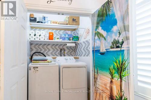 5 - 233 John Street, Belleville (Belleville Ward), ON - Indoor Photo Showing Laundry Room