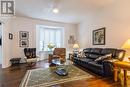 5 - 233 John Street, Belleville (Belleville Ward), ON  - Indoor Photo Showing Living Room 