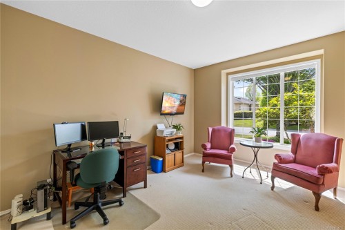 6339 Savary St, Nanaimo, BC 