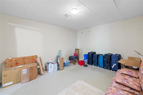 6339 Savary St, Nanaimo, BC 