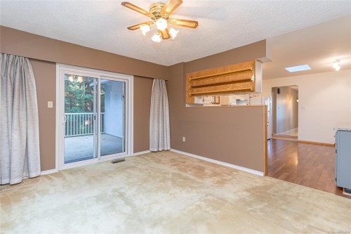 3570 Auchinachie Rd, Duncan, BC - Indoor Photo Showing Other Room