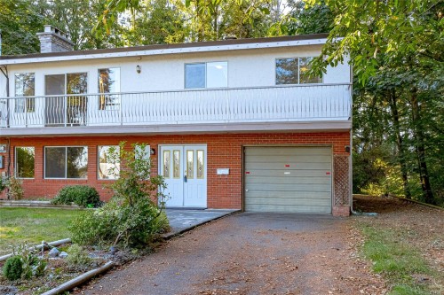 3570 Auchinachie Rd, Duncan, BC - Outdoor