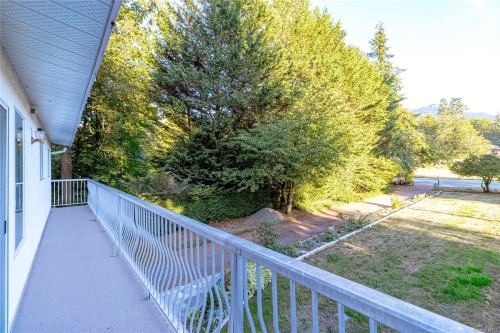 3570 Auchinachie Rd, Duncan, BC - Outdoor