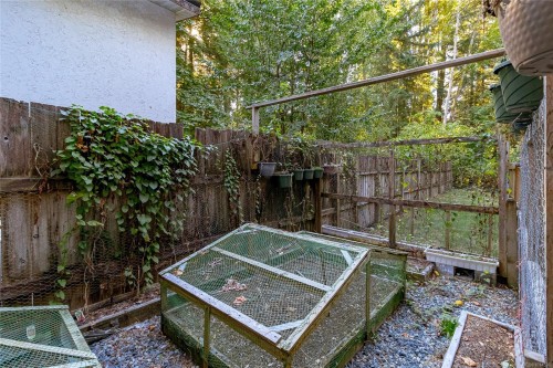 3570 Auchinachie Rd, Duncan, BC - Outdoor With Exterior