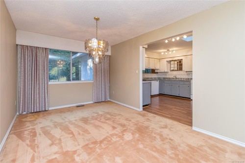 3570 Auchinachie Rd, Duncan, BC - Indoor