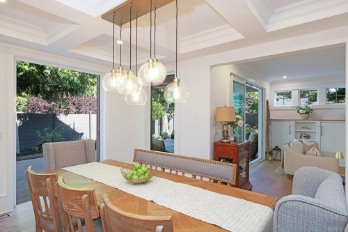 563 Eaglecrest Dr, Qualicum Beach, BC 