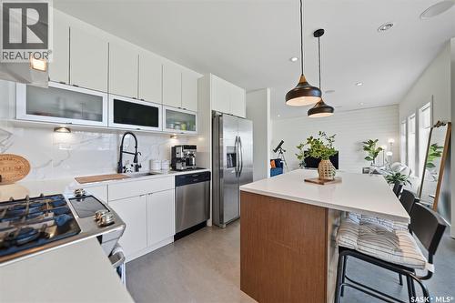 230 Trimble Lane, Saskatoon, SK - Indoor Photo Showing Kitchen With Upgraded Kitchen