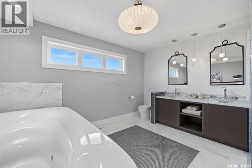 230 Trimble Lane, Saskatoon, SK - Indoor Photo Showing Bathroom