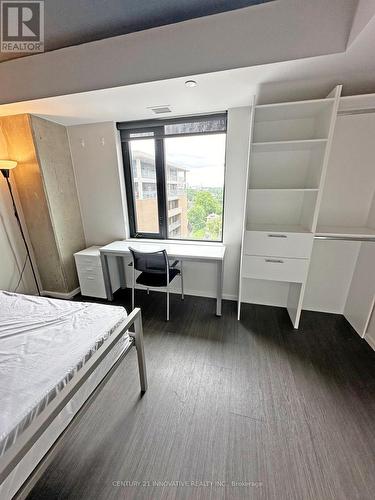 1517 - 105 Champagne Avenue S, Ottawa, ON - Indoor Photo Showing Bedroom