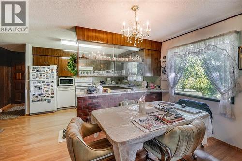 807 Waterloo Road, Ootischenia, BC - Indoor