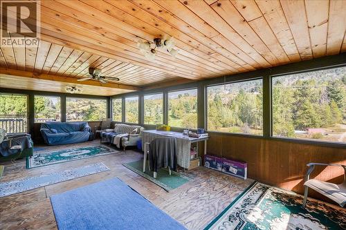 807 Waterloo Road, Ootischenia, BC - Indoor Photo Showing Other Room