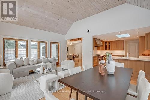 69 Allan Street, Oakville (Oo Old Oakville), ON - Indoor