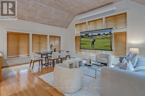 69 Allan Street, Oakville (Oo Old Oakville), ON - Indoor Photo Showing Living Room