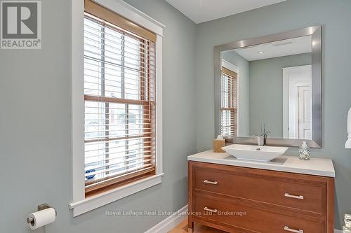 69 Allan Street, Oakville (Oo Old Oakville), ON - Indoor Photo Showing Bathroom