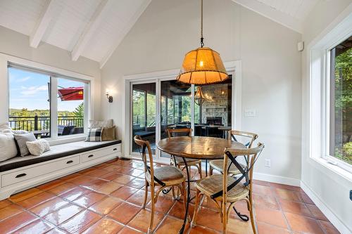 Coin-repas - 5 Rue Champoux, Sainte-Béatrix, QC - Indoor Photo Showing Dining Room With Fireplace