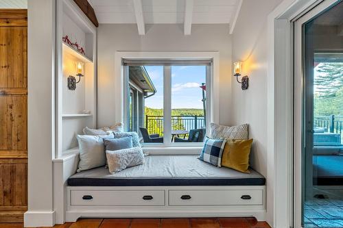 Coin-repas - 5 Rue Champoux, Sainte-Béatrix, QC - Indoor