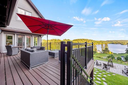 Terrasse - 5 Rue Champoux, Sainte-Béatrix, QC - Outdoor With Deck Patio Veranda With Exterior
