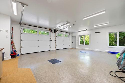 Garage - 5 Rue Champoux, Sainte-Béatrix, QC - Indoor Photo Showing Garage