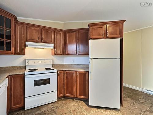 25 Pinehurst Street, Amherst, NS 