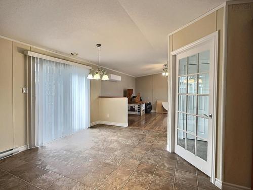 25 Pinehurst Street, Amherst, NS 