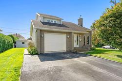 1844 Rue Damiron  L'Ancienne-Lorette, QC G2E 5X9