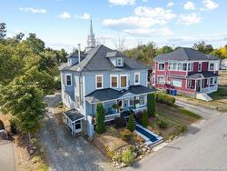 215 Regent ST  Miramichi, NB E1V 2M9