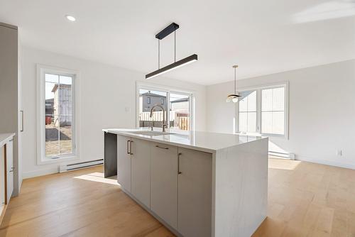 Cuisine - Rue De Modène, Québec (La Haute-Saint-Charles), QC 