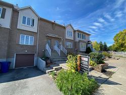 685 Rue de Chevillon  Laval (Laval-Des-Rapides), QC H7N 6H9