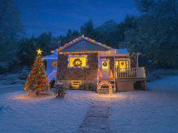 15 Breezy Lane  Lake Echo, NS B3E 1L9