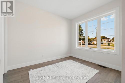 101 - 12 Washington Street, Norwich, ON - Indoor Photo Showing Other Room