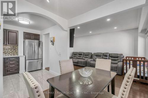 12 - 7450 Darcel Avenue, Mississauga, ON - Indoor Photo Showing Dining Room