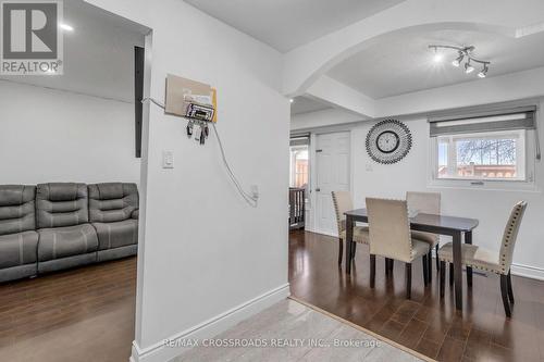 12 - 7450 Darcel Avenue, Mississauga, ON - Indoor Photo Showing Dining Room